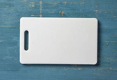 Il lato nascosto dei taglieri: quanti batteri si nascondono davvero?